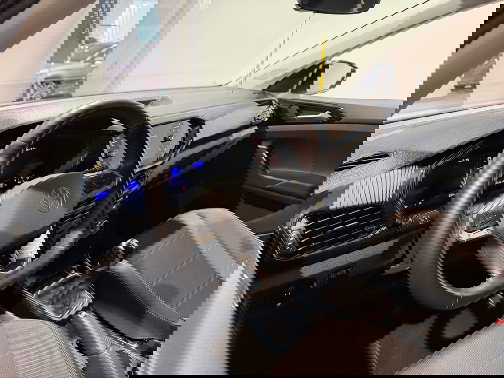 Volkswagen T-Cross usata a Genova (8)