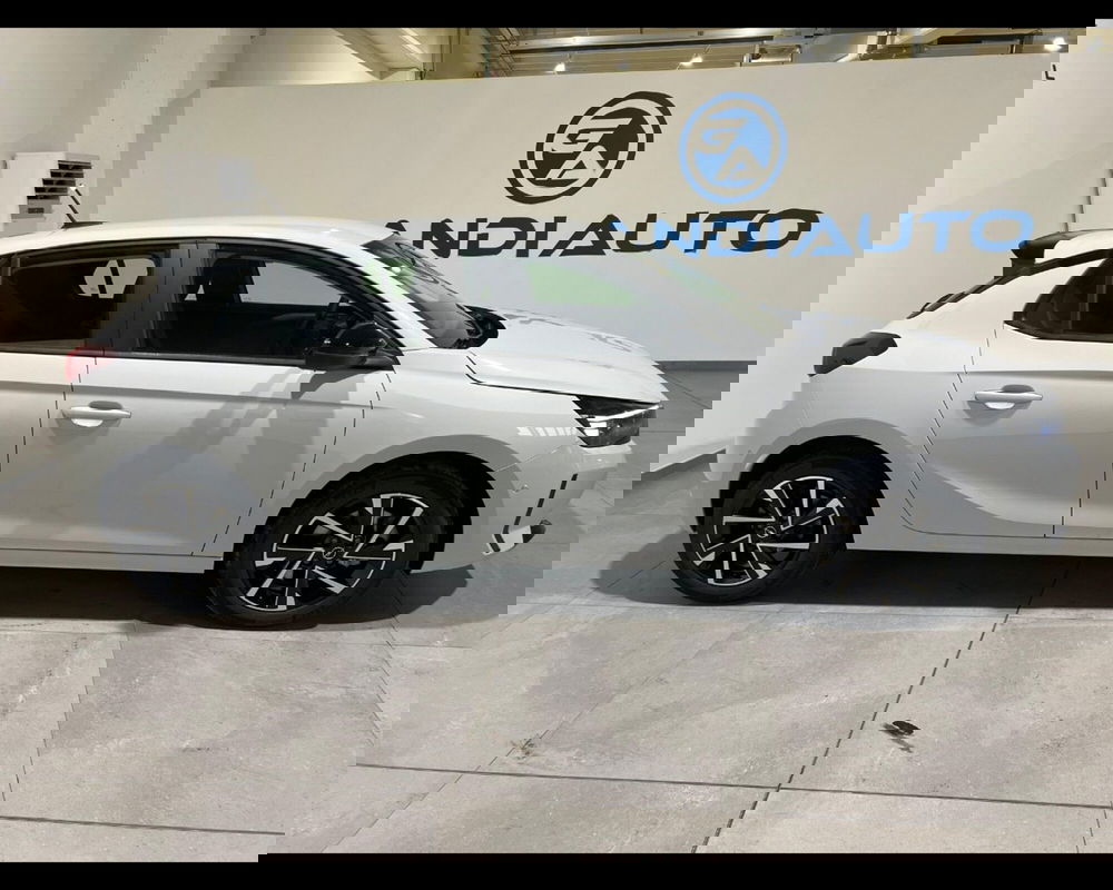 Opel Corsa nuova a Alessandria (6)