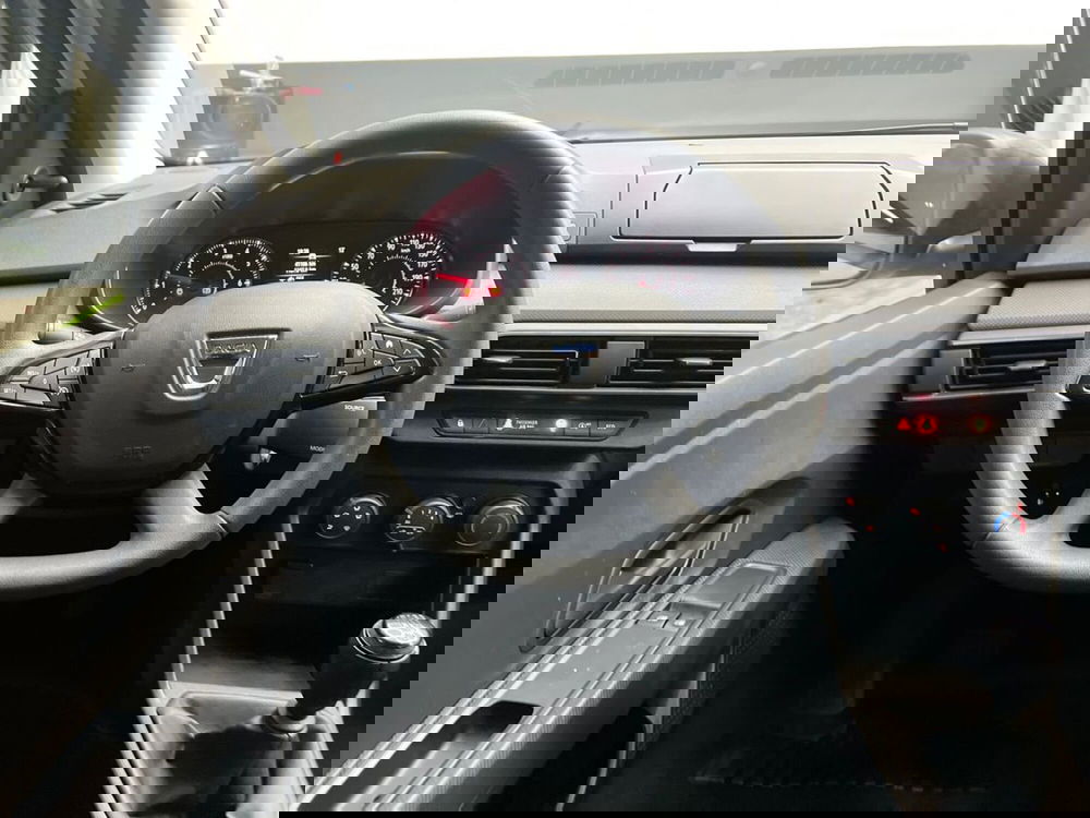 Dacia Sandero Streetway usata a Roma (10)