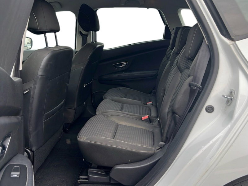 Renault Scénic usata a Roma (11)