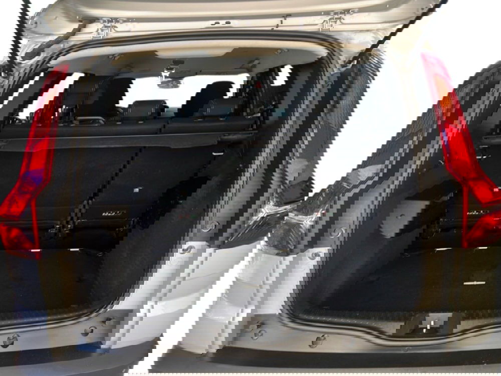 Dacia Jogger usata a Roma (10)