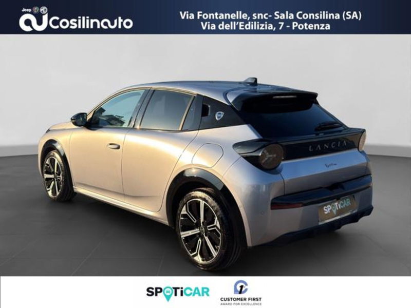 Lancia Ypsilon usata a Salerno (3)