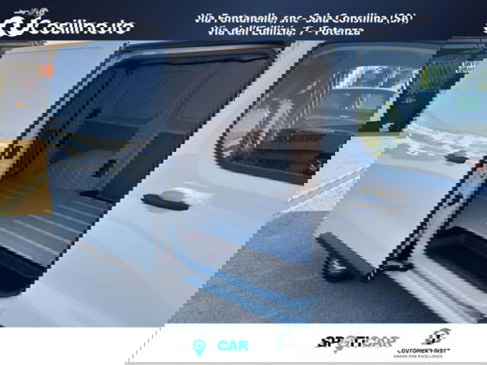 Fiat Scudo Furgone nuova a Salerno (16)