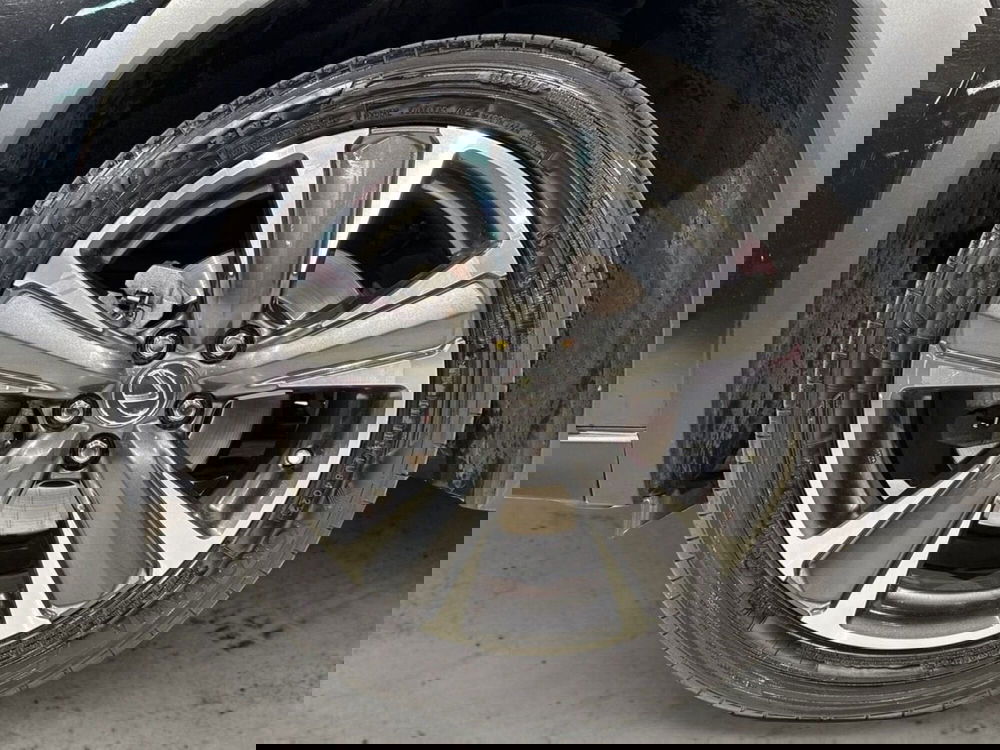 Lexus UX usata a Sondrio (3)