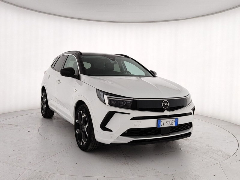 Opel Grandland usata a Caserta