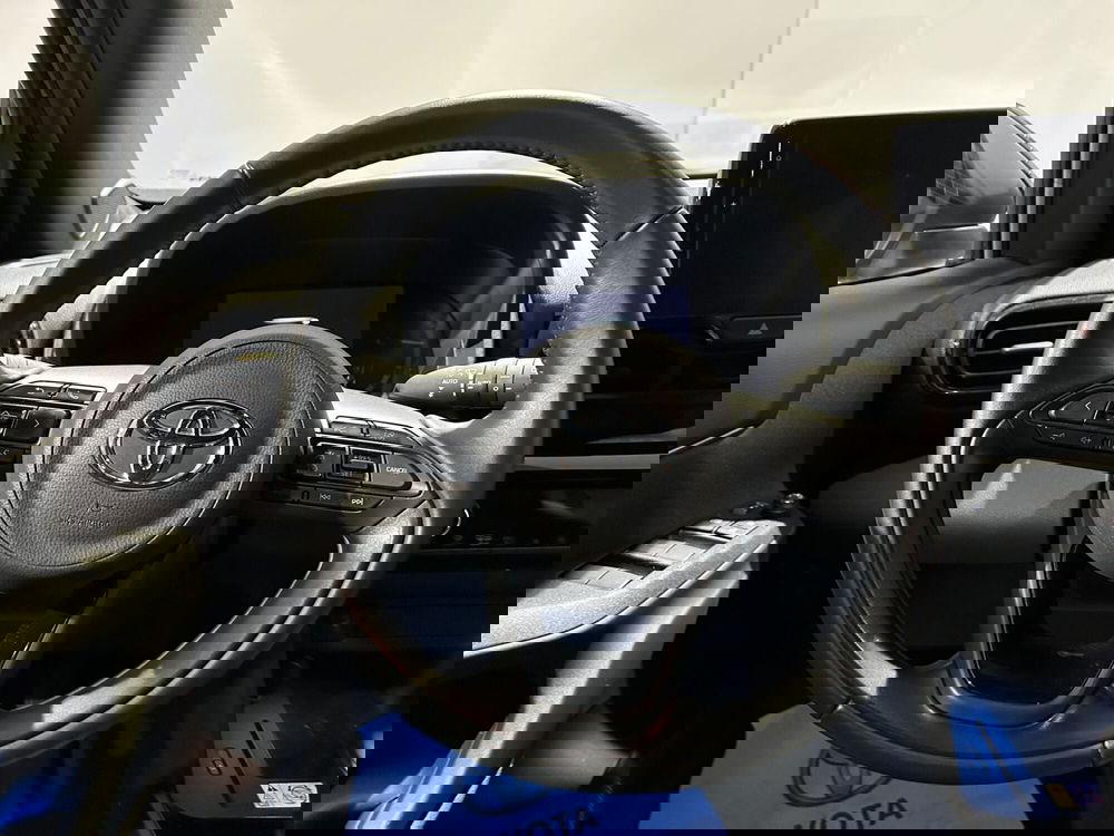 Toyota Yaris Cross usata a Milano (10)