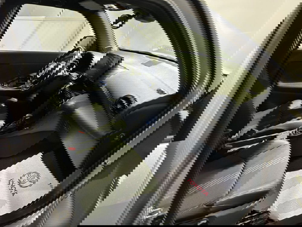 Toyota Yaris Cross usata a Milano (6)