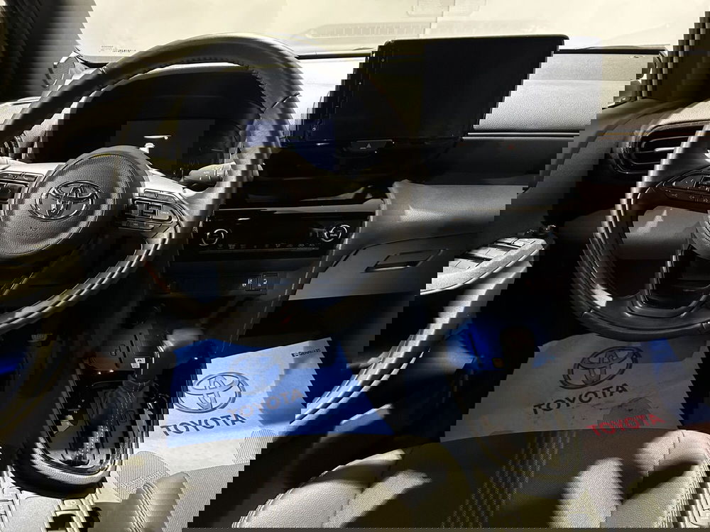 Toyota Yaris Cross usata a Milano (9)