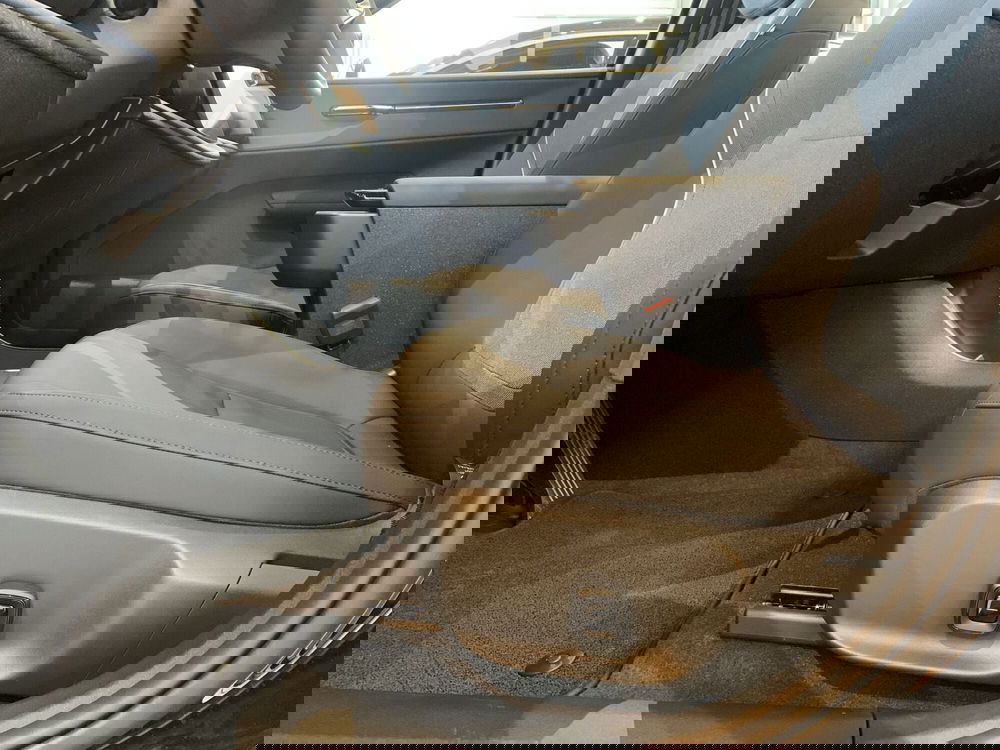 Volvo EX30 Cross Country nuova a Ferrara (11)