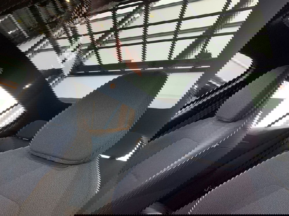 Volvo EX30 Cross Country nuova a Ferrara (12)