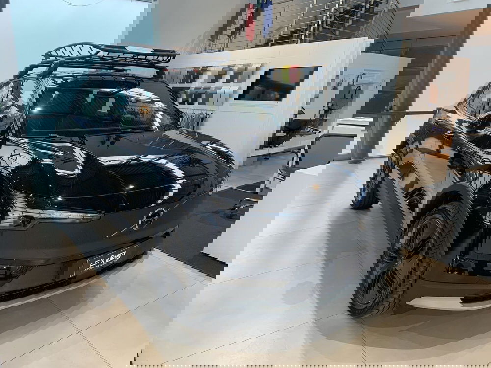 Volvo EX30 Cross Country nuova a Ferrara (2)