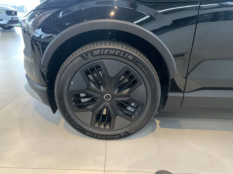 Volvo EX30 Cross Country nuova a Ferrara (6)