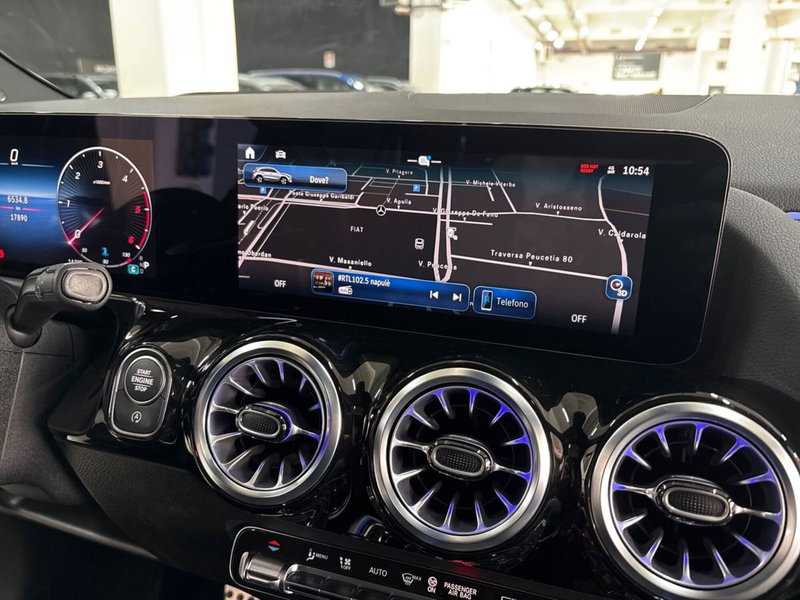 Mercedes-Benz GLA SUV usata a Bari (12)