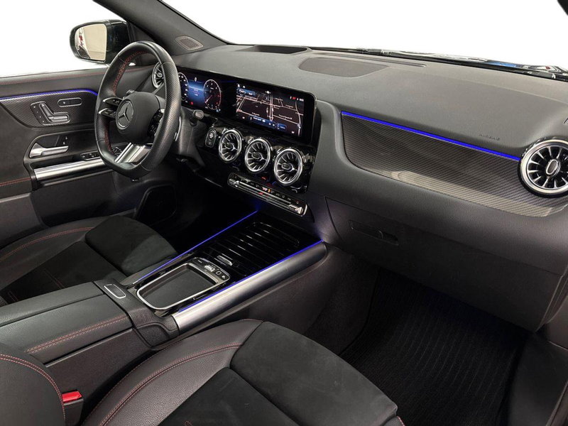 Mercedes-Benz GLA SUV usata a Bari (15)