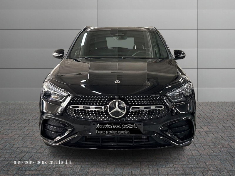 Mercedes-Benz GLA SUV usata a Bari (3)