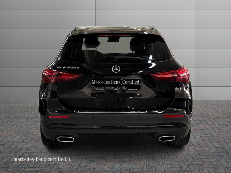 Mercedes-Benz GLA SUV usata a Bari (4)