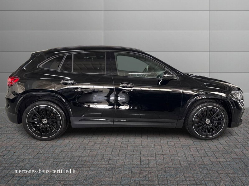 Mercedes-Benz GLA SUV usata a Bari (5)