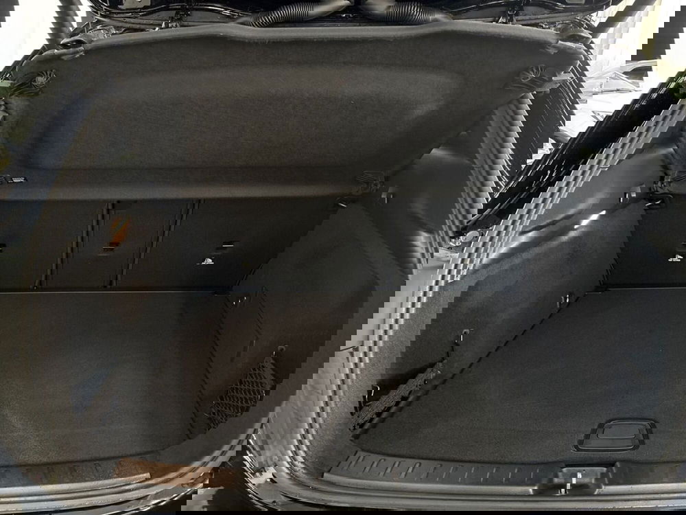 Mercedes-Benz GLA SUV usata a Bari (8)
