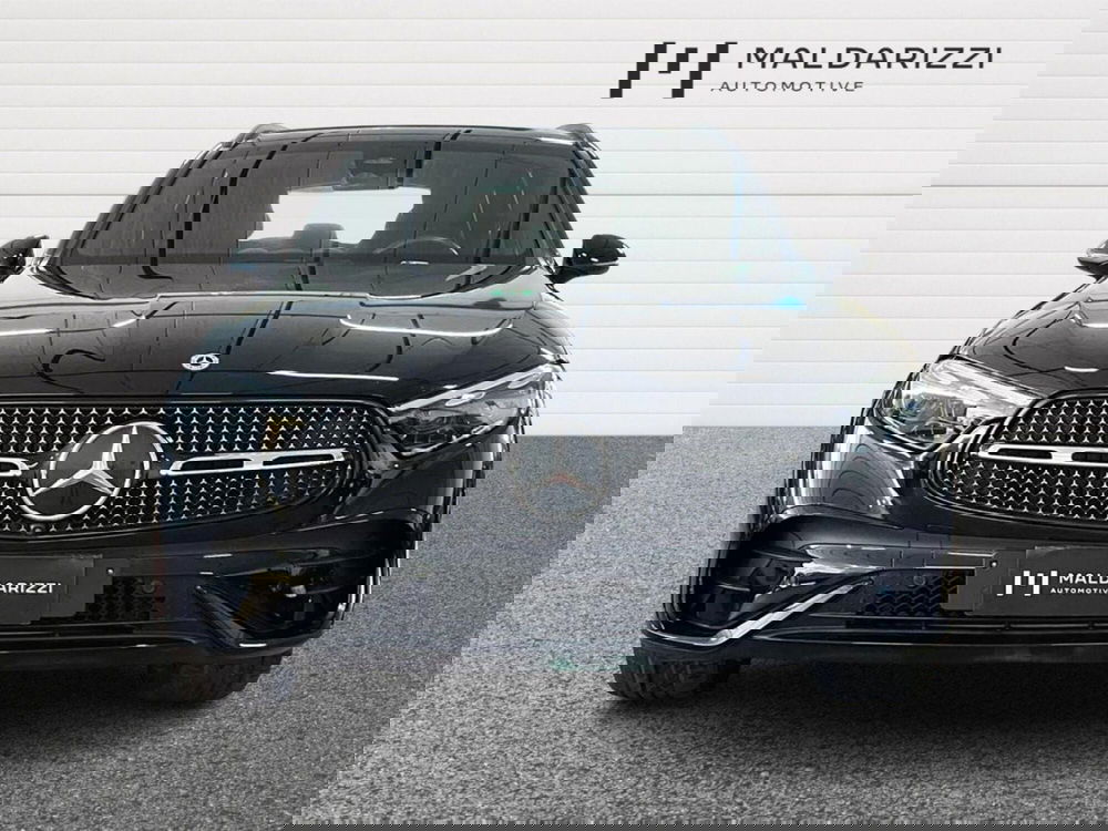 Mercedes-Benz GLC SUV usata a Bari (2)