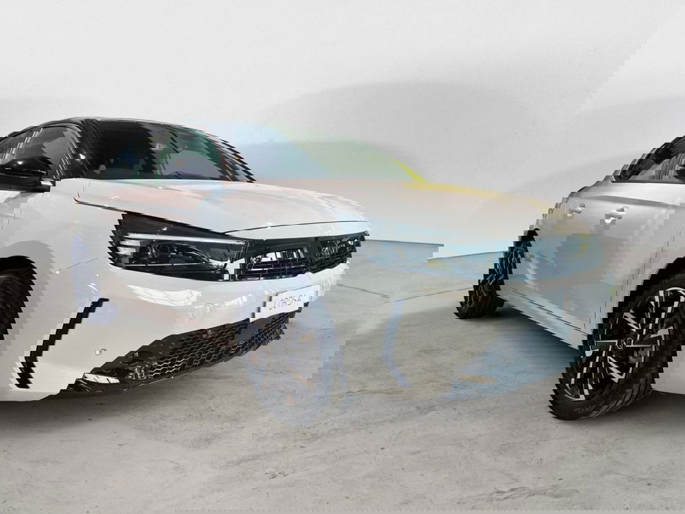 Opel Corsa nuova a Bari