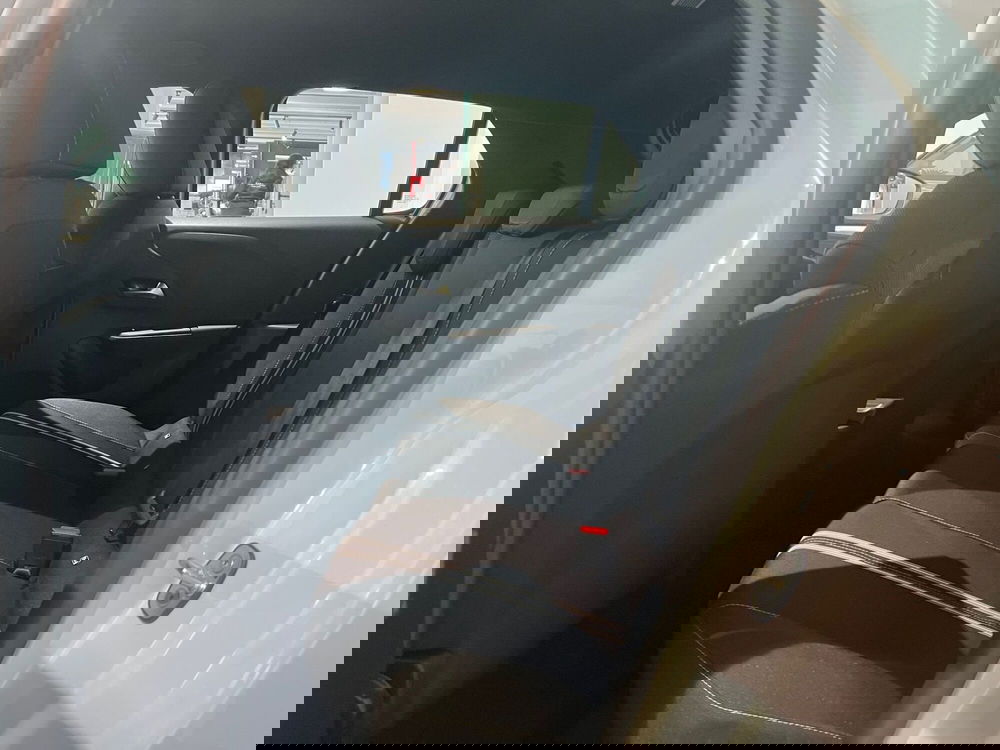 Opel Corsa nuova a Bari (16)