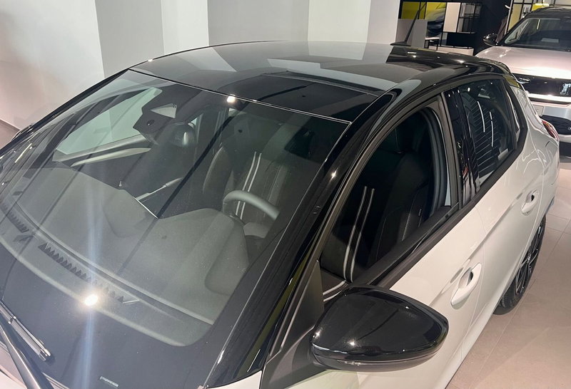 Opel Corsa nuova a Bari (5)