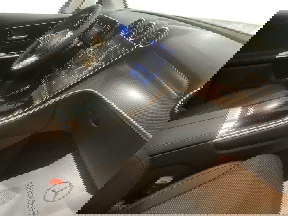 Mercedes-Benz GLC nuova a Napoli (12)