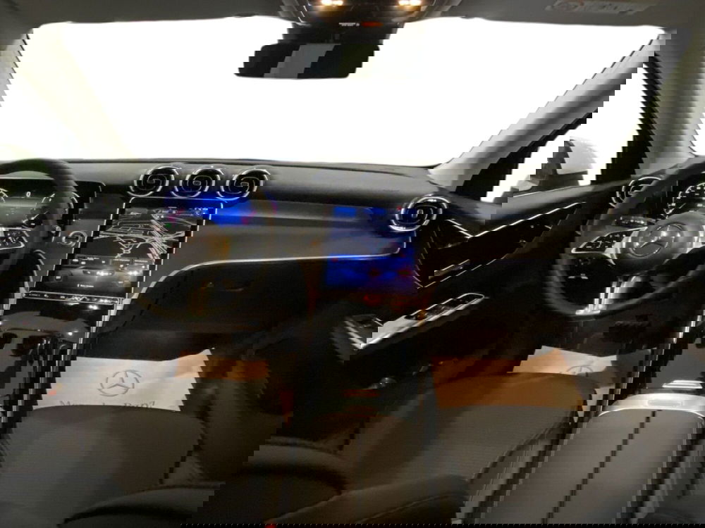 Mercedes-Benz GLC nuova a Napoli (13)