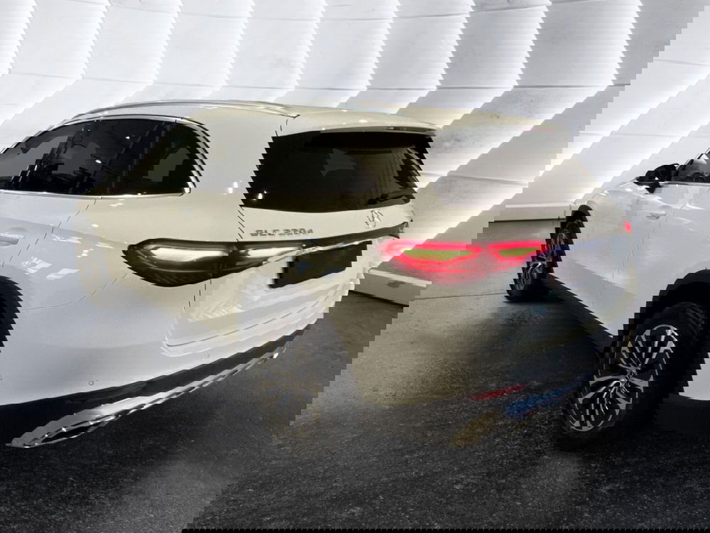 Mercedes-Benz GLC nuova a Napoli (6)