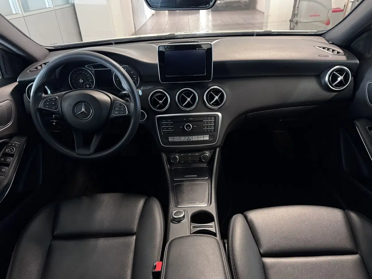Mercedes-Benz Classe A usata a Messina (11)