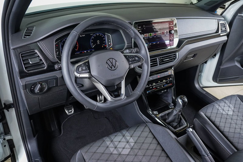 Volkswagen T-Cross nuova a Perugia (15)