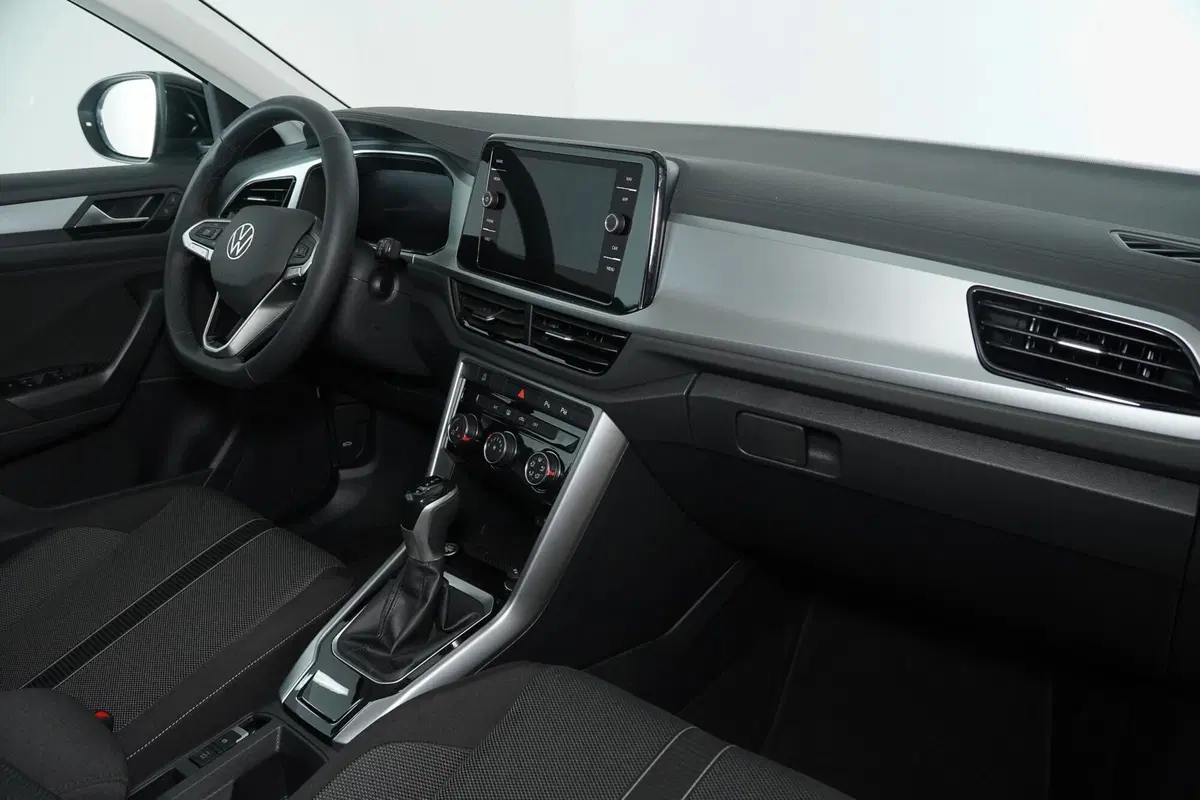 Volkswagen T-Roc nuova a Perugia (12)