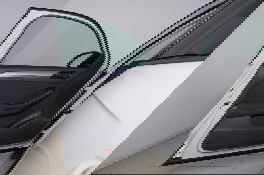 Volkswagen T-Roc nuova a Perugia (14)