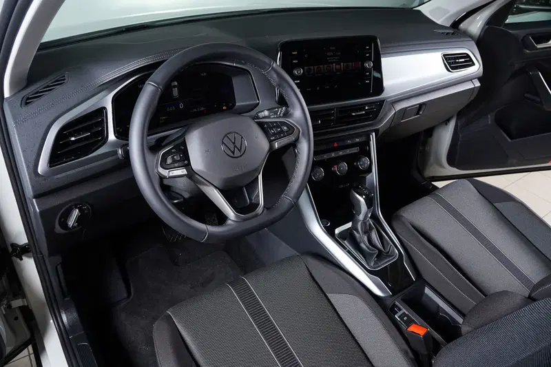 Volkswagen T-Roc nuova a Perugia (15)