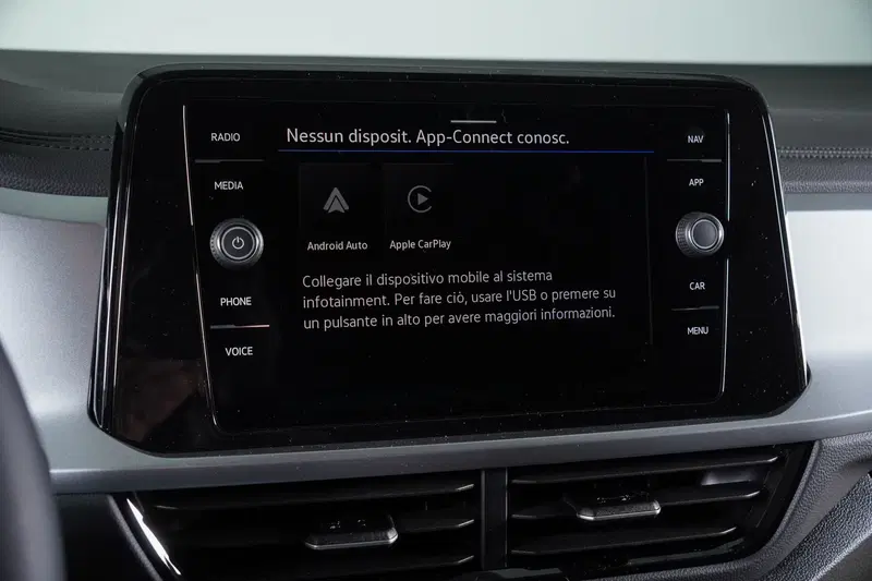 Volkswagen T-Roc nuova a Perugia (19)