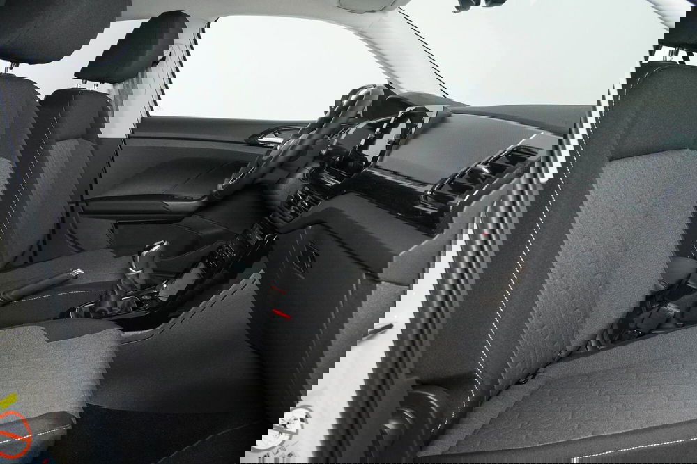 Volkswagen T-Cross nuova a Perugia (11)