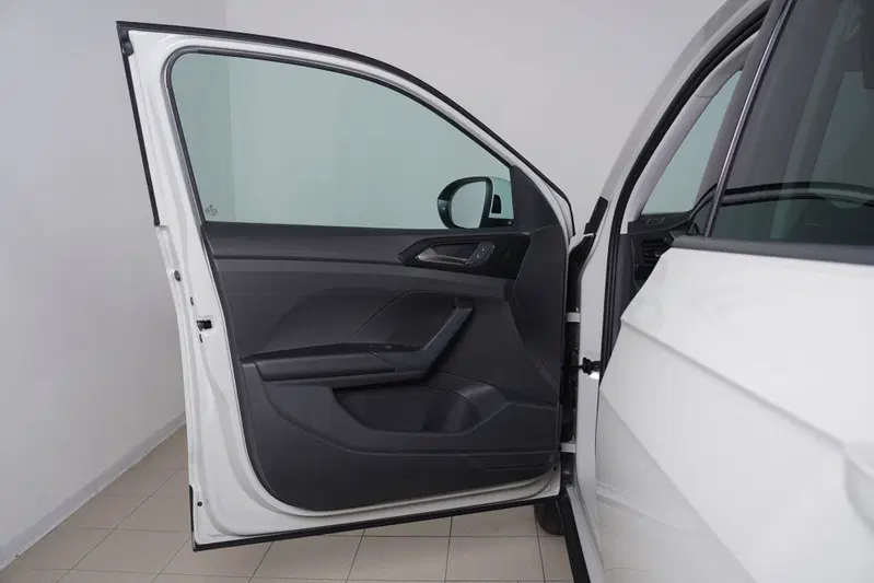 Volkswagen T-Cross nuova a Perugia (14)