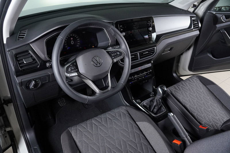 Volkswagen T-Cross nuova a Perugia (15)