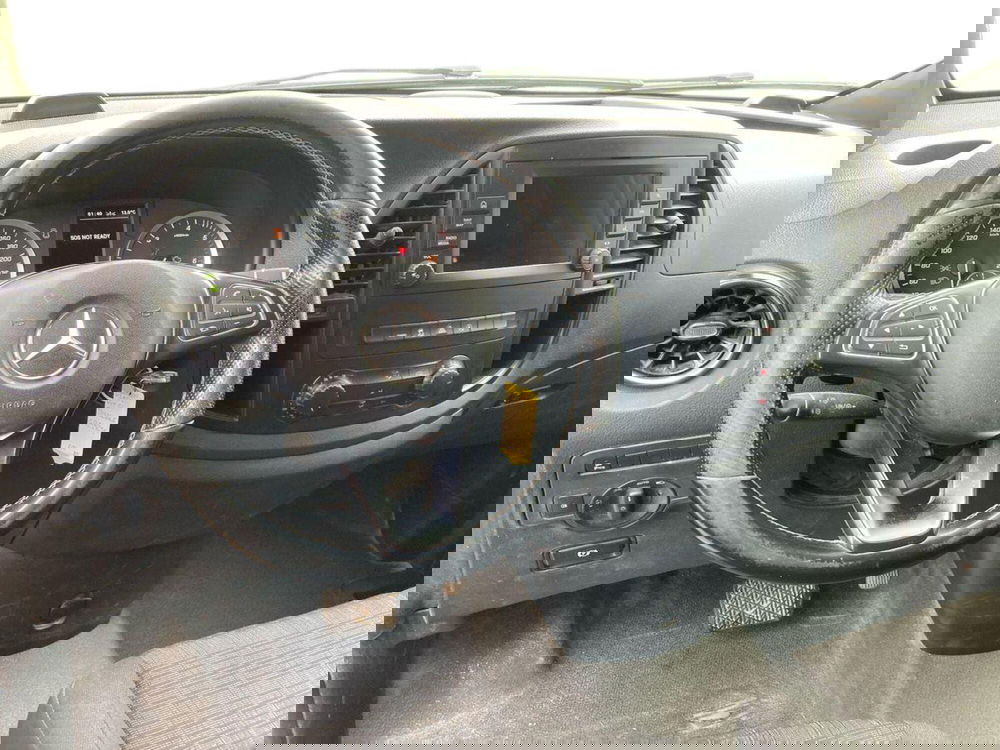 Mercedes-Benz Vito usata a Milano (11)