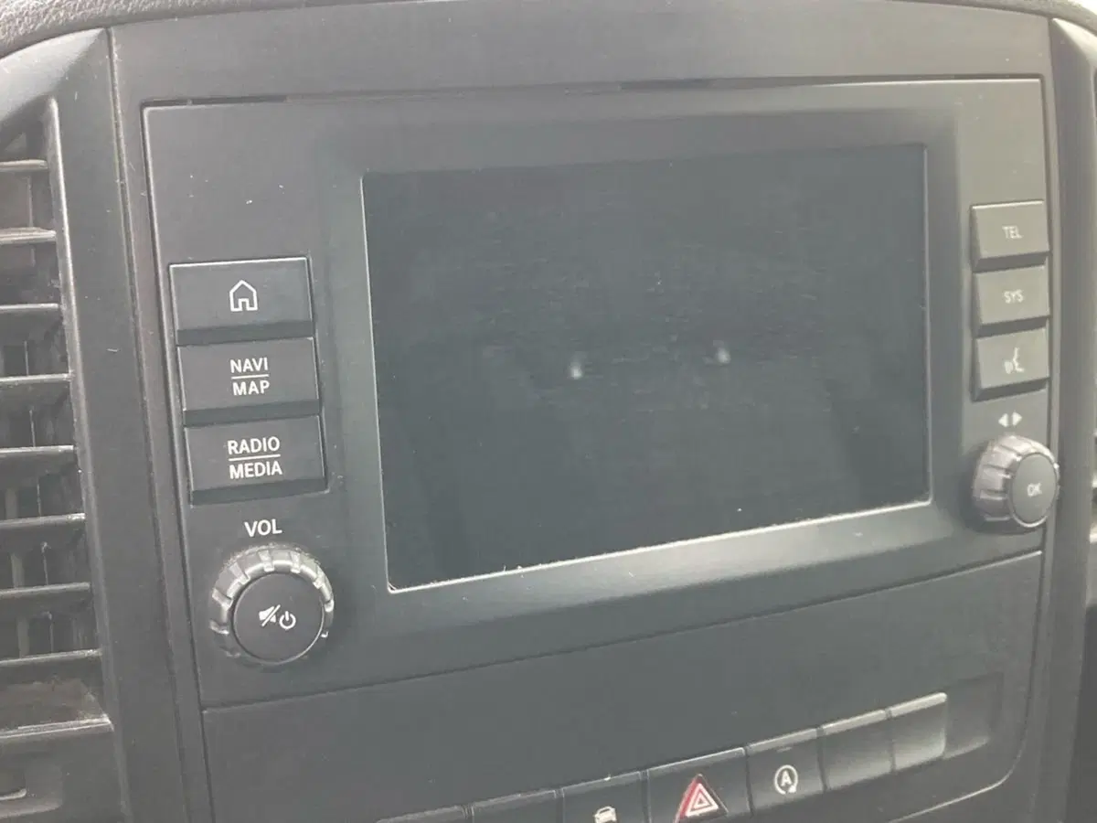 Mercedes-Benz Vito usata a Milano (12)