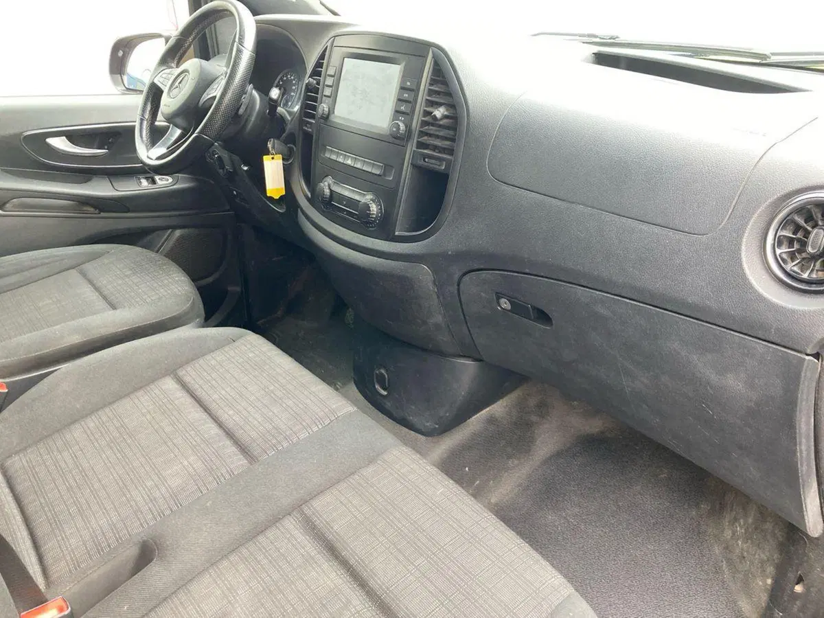 Mercedes-Benz Vito usata a Milano (15)