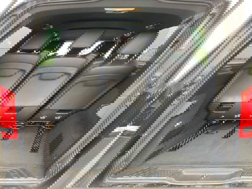 Mercedes-Benz Classe V usata a Milano (8)