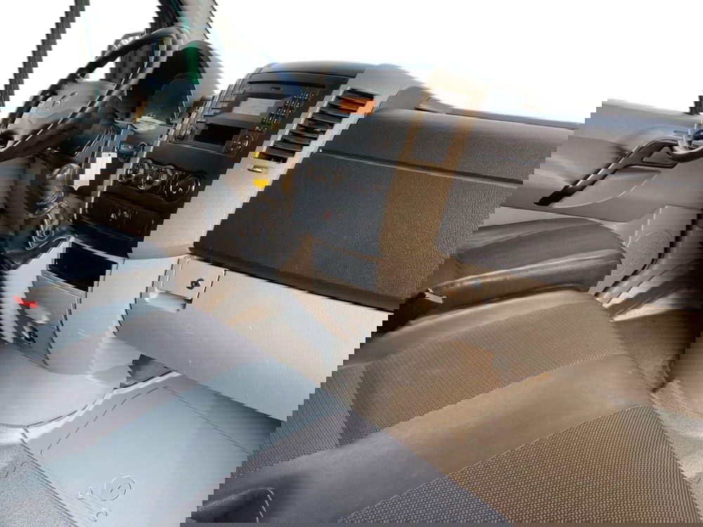 Mercedes-Benz Sprinter usata a Milano (15)