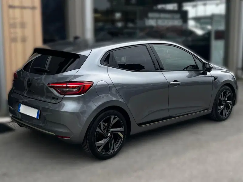 Renault Clio usata a Rimini (2)