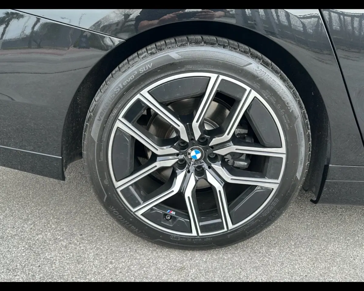 BMW Serie 7 usata a Caserta (10)