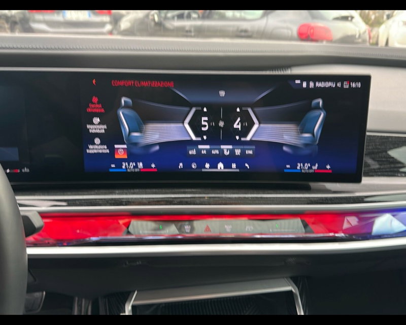 BMW Serie 7 usata a Caserta (16)