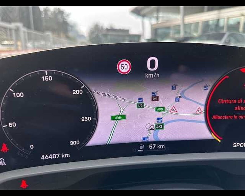 Porsche Taycan Sport Turismo usata a Roma (14)
