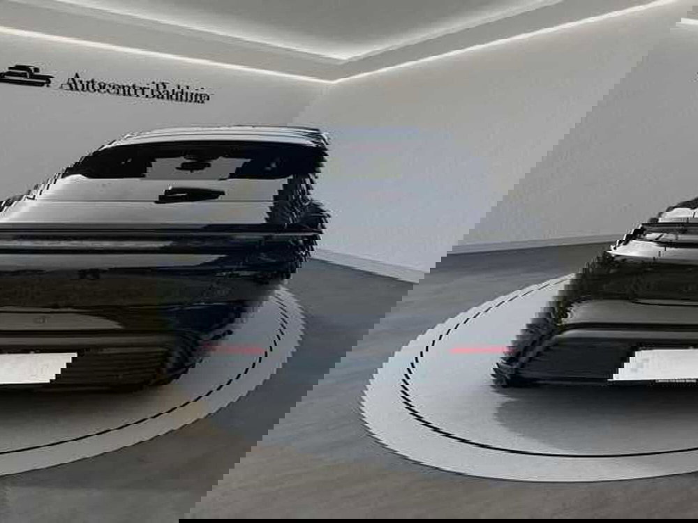 Porsche Taycan Sport Turismo usata a Roma (5)