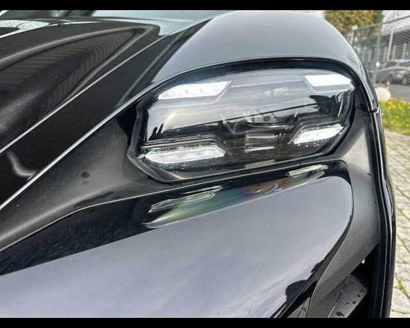 Porsche Taycan Sport Turismo usata a Roma (6)