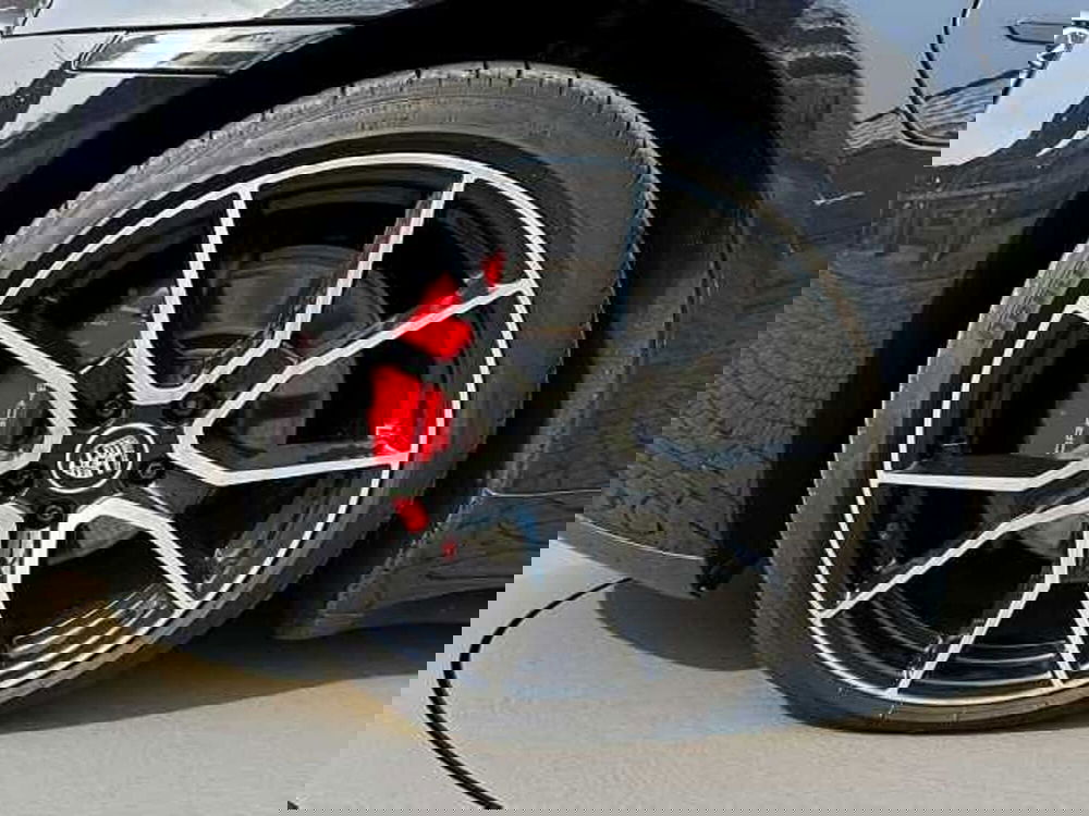 Porsche Taycan Sport Turismo usata a Roma (7)